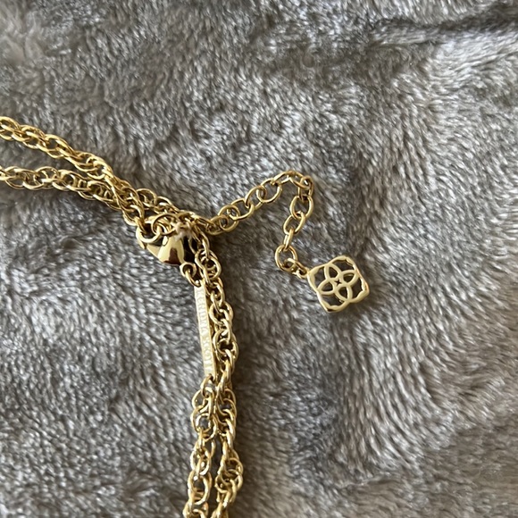 Kendra Scott necklace - Picture 3 of 3
